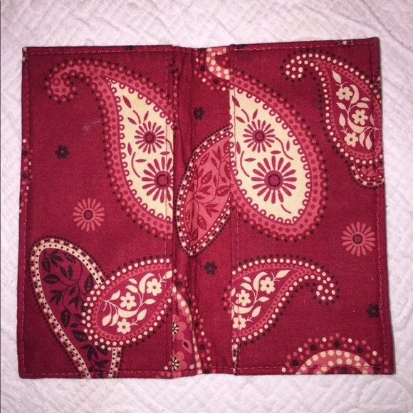 VERA BRADLEY MAKEUP BAG AND SUNGLASS CASE - Picture 2 of 5